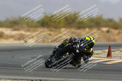 media/Apr-10-2022-SoCal Trackdays (Sun) [[f104b12566]]/Turn 15 (145pm)/